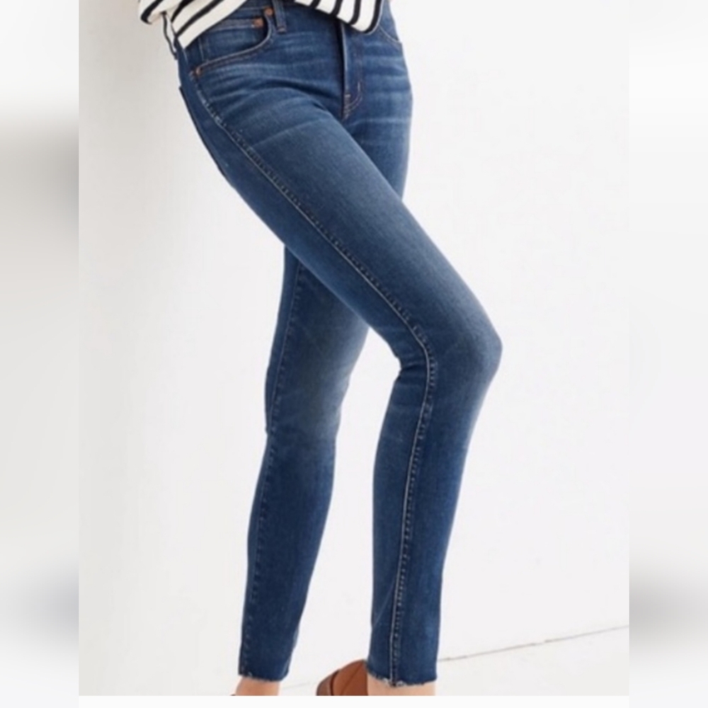 Madewell High Rise Trendy  Skinny Raw Hem Jeans Size 27